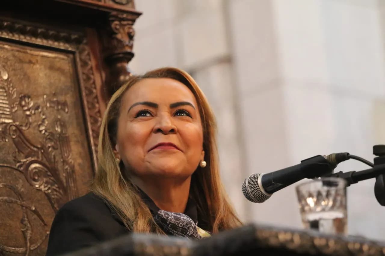 Eleita presidente da UNALE