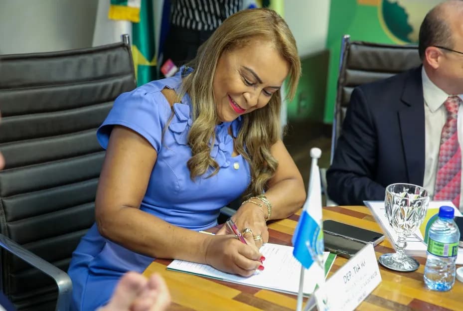 Secretária Municipal de Assistência Social e Direitos Humanos